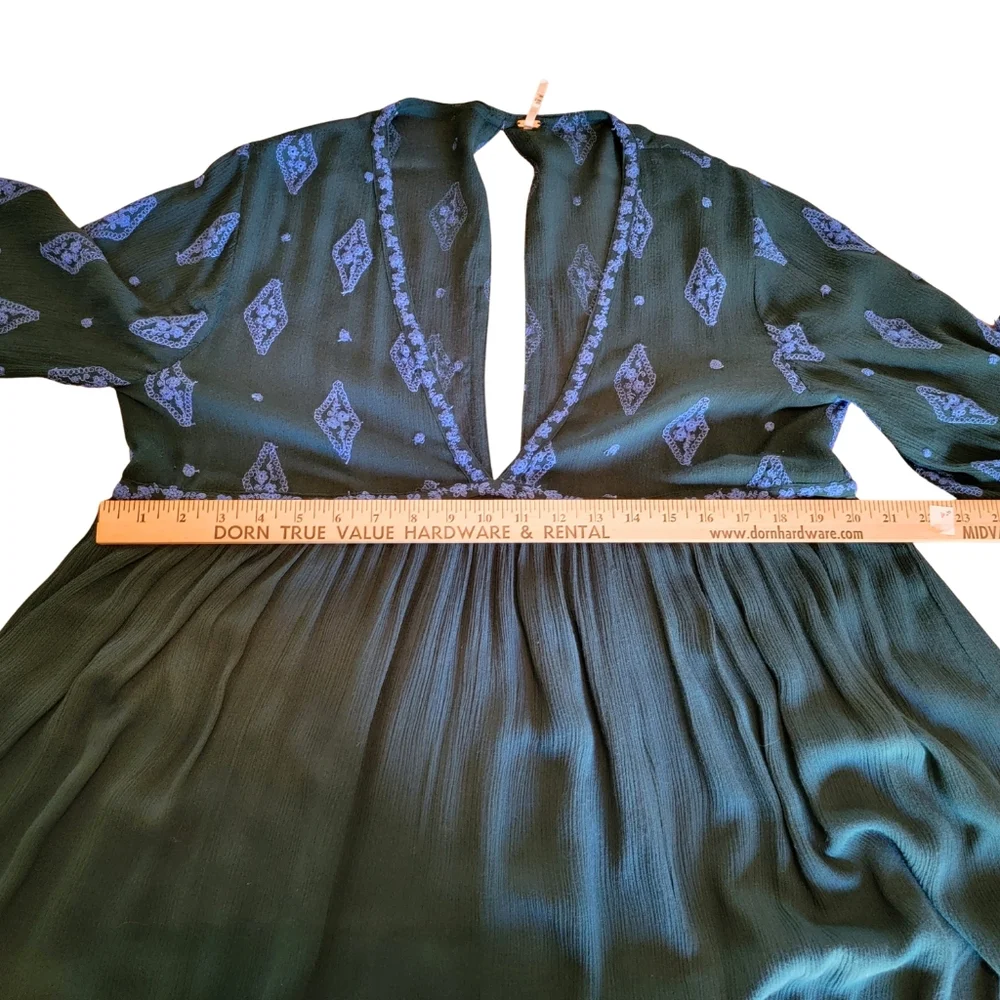 Free People Diamond Embroidered Tunic With Bell Sleeves Size M